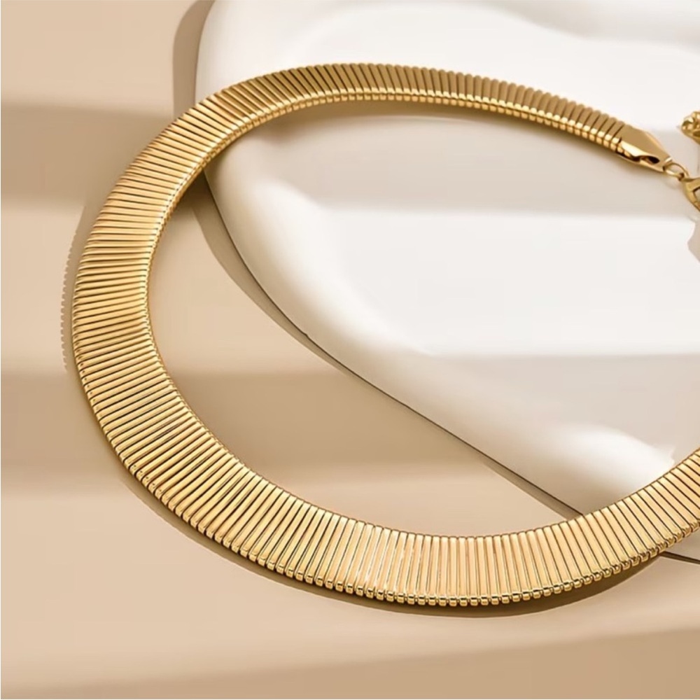 Gilded Aurelia Couture Collar Necklace - Picture 2 of 4